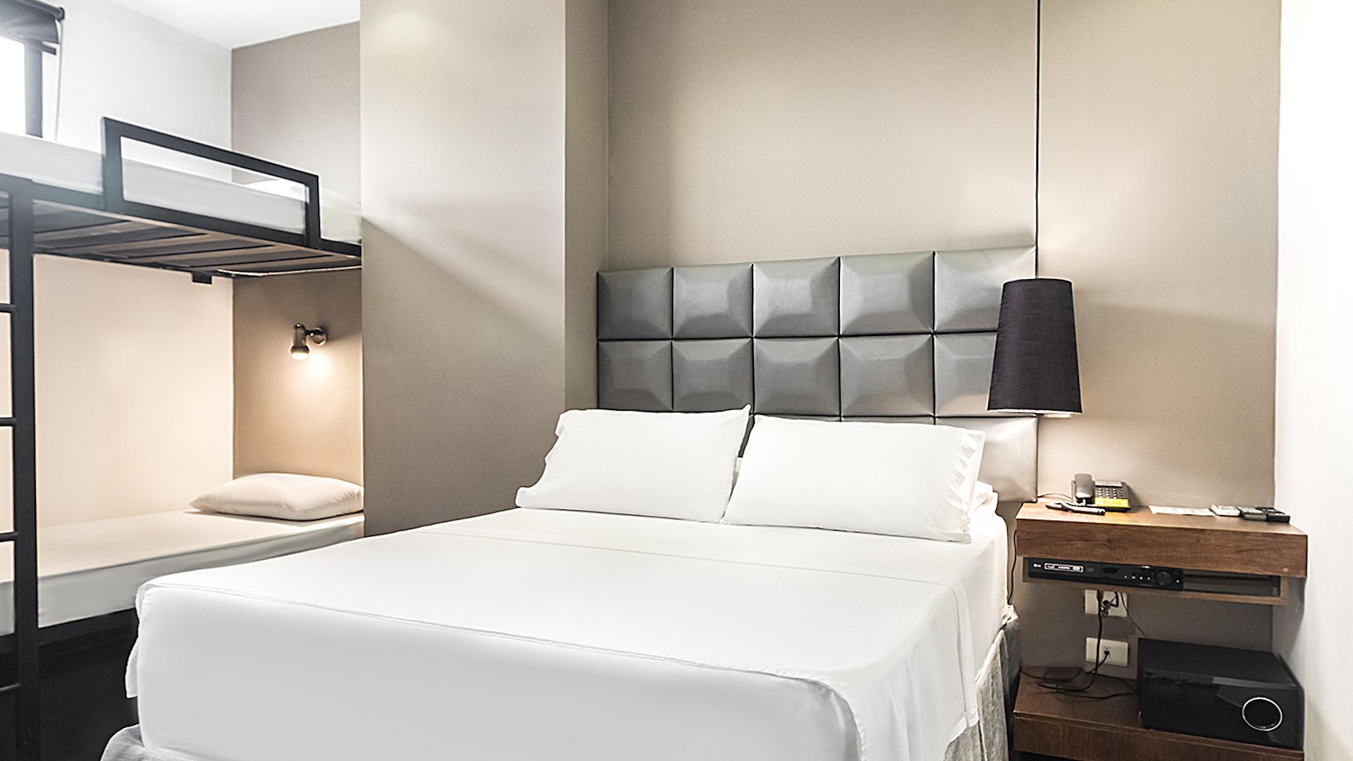 Dc Hotel